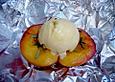 Gegrillte Pfirsiche mit Thymian und Rosmarin