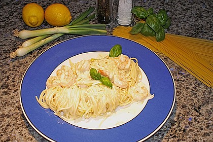 Spaghetti mit Crevetten in Zitronenrahm 1