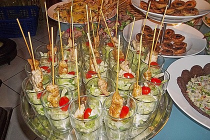 Gefl&uuml;gelsalat mit Senfso&szlig;e