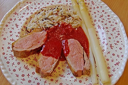 Entenbrusttranchen an gebratenen Mangoscheiben mit Erdbeer - Ingwer - Sauce 2