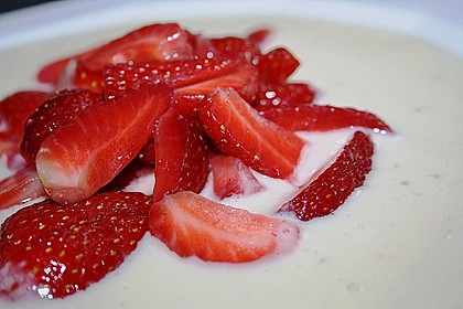 Erdbeeren auf Bananenschaum 6