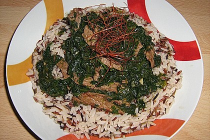 Chilifleisch mit Spinat