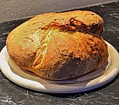Einfaches Bauernbrot (Bild)