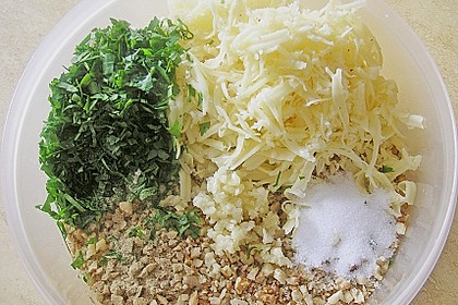 Filet vom Huhn mit Walnuss - Knoblauch - Kruste 2
