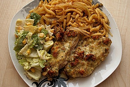 Filet vom Huhn mit Walnuss - Knoblauch - Kruste 15