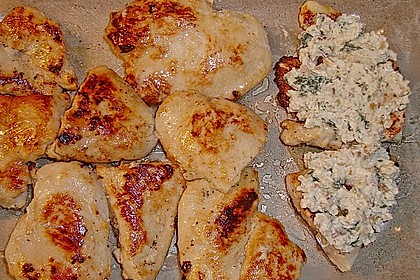 Filet vom Huhn mit Walnuss - Knoblauch - Kruste 21