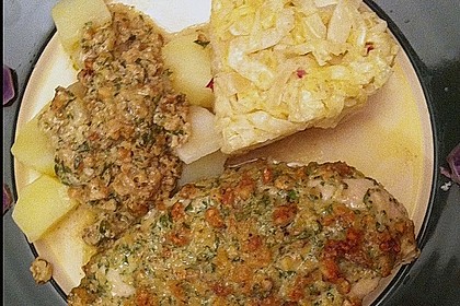 Filet vom Huhn mit Walnuss - Knoblauch - Kruste 26