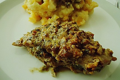 Filet vom Huhn mit Walnuss - Knoblauch - Kruste 44