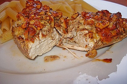 Filet vom Huhn mit Walnuss - Knoblauch - Kruste 49