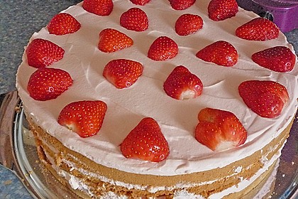 Sasis Erdbeer - Sahne - Torte 1