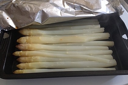Spargel aus dem Ofen - ideal für Gäste 24