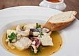 Bouillabaisse mit Sauce Rouille und Baguette