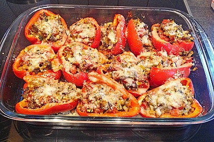 Mit Ratatouille gefüllte und überbackene Paprika 6