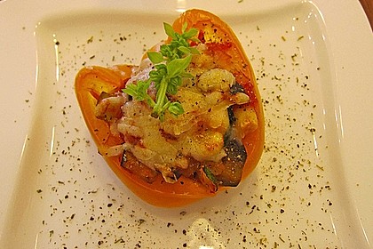 Mit Ratatouille gefüllte und überbackene Paprika 10