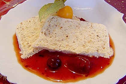 Geeister Christstollen mit Rumtopffr&uuml;chten 2
