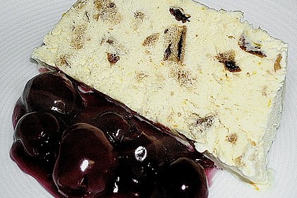 Geeister Christstollen mit Rumtopffr&uuml;chten 3