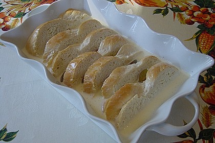 S&uuml;&szlig;er Brotauflauf  (Grundrezept + Varianten) 3