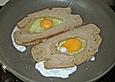 Brot mit Ei
