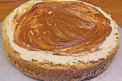 Nussbuttercreme - Torte 5