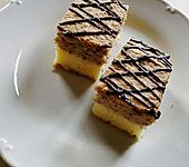 Haselnuss - Schnitten (Bild)