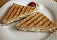Schinken - K&auml;se - Toast mit Zwiebel