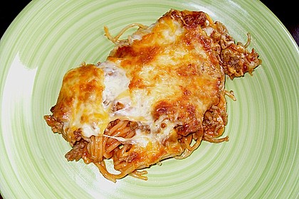 &Uuml;berbackene Spaghetti mit Tomatensauce und Sauce Hollandaise 1