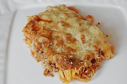 &Uuml;berbackene Spaghetti mit Tomatensauce und Sauce Hollandaise 11