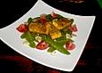 Zuckerschoten mit gebratenem Tofu