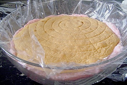 Erdbeerjoghurt - Kuppeltorte 2