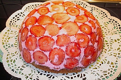 Erdbeerjoghurt - Kuppeltorte 4