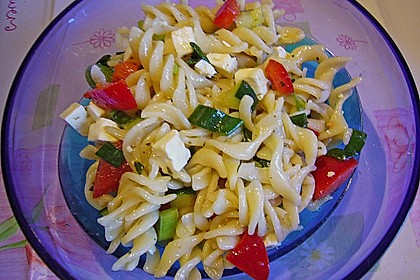 Nudelsalat mit Schafsk&auml;se 1