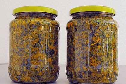 Eingesalzenes Gemüse für Gemüsebrühe 36