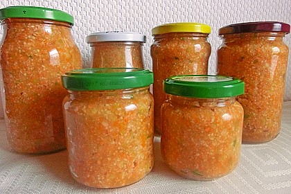 Eingesalzenes Gemüse für Gemüsebrühe 19