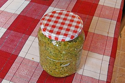 Eingesalzenes Gemüse für Gemüsebrühe 32