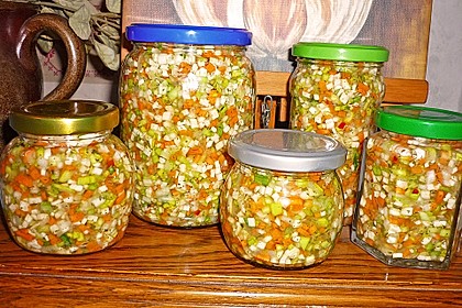 Eingesalzenes Gemüse für Gemüsebrühe 6