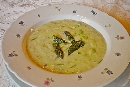 Kartoffel - gr&uuml;ner Spargel - Suppe