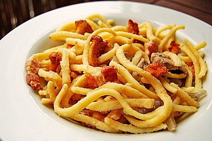 Spätzlepfanne mit Pfifferlingen, Speck und Filetspitzen 7
