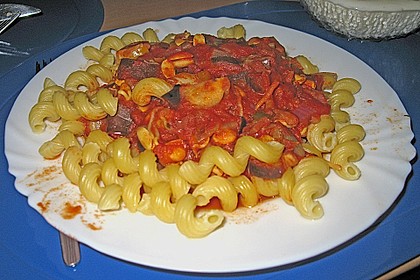 Nudeln mit Tomaten - Gem&uuml;sesauce