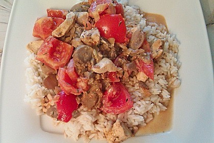 H&auml;hnchengeschnetzeltes mit Champignons und Tomaten 3