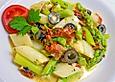 Mediterraner Spargelsalat