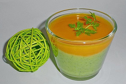 Gem&uuml;secr&egrave;mesuppe - zwei auf einem Teller 1