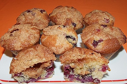 Amerikanische Blaubeermuffins mit Zimtkruste 30