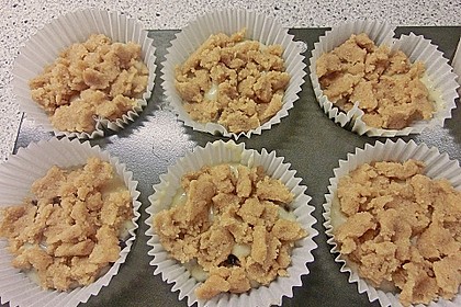 Amerikanische Blaubeermuffins mit Zimtkruste 50