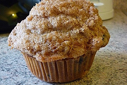 Amerikanische Blaubeermuffins mit Zimtkruste 11
