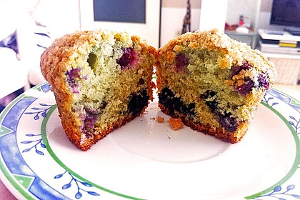 Amerikanische Blaubeermuffins mit Zimtkruste 34