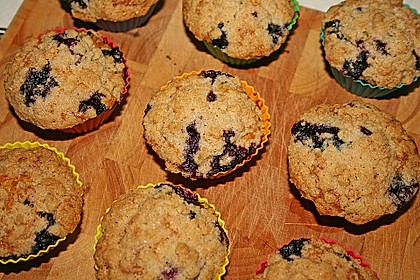 Amerikanische Blaubeermuffins mit Zimtkruste 12