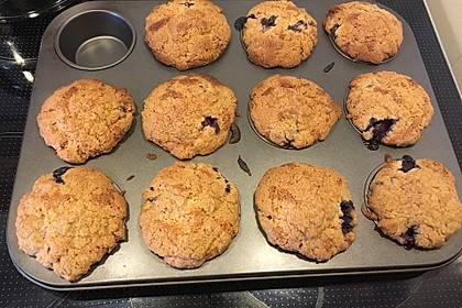 Amerikanische Blaubeermuffins mit Zimtkruste 27