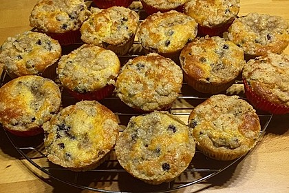 Amerikanische Blaubeermuffins mit Zimtkruste 18