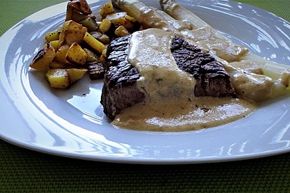 Rindersteaks mit Senf-Estragon Sauce