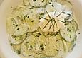 Gurkensalat mit Kr&auml;uter - Creme fr&acirc;iche